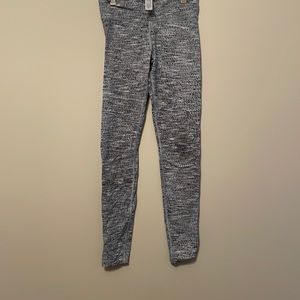 Ivivva textured leggings - size 10